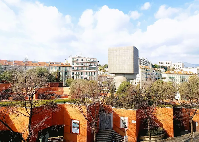 Campanile Centre AcropolisHotel Nice